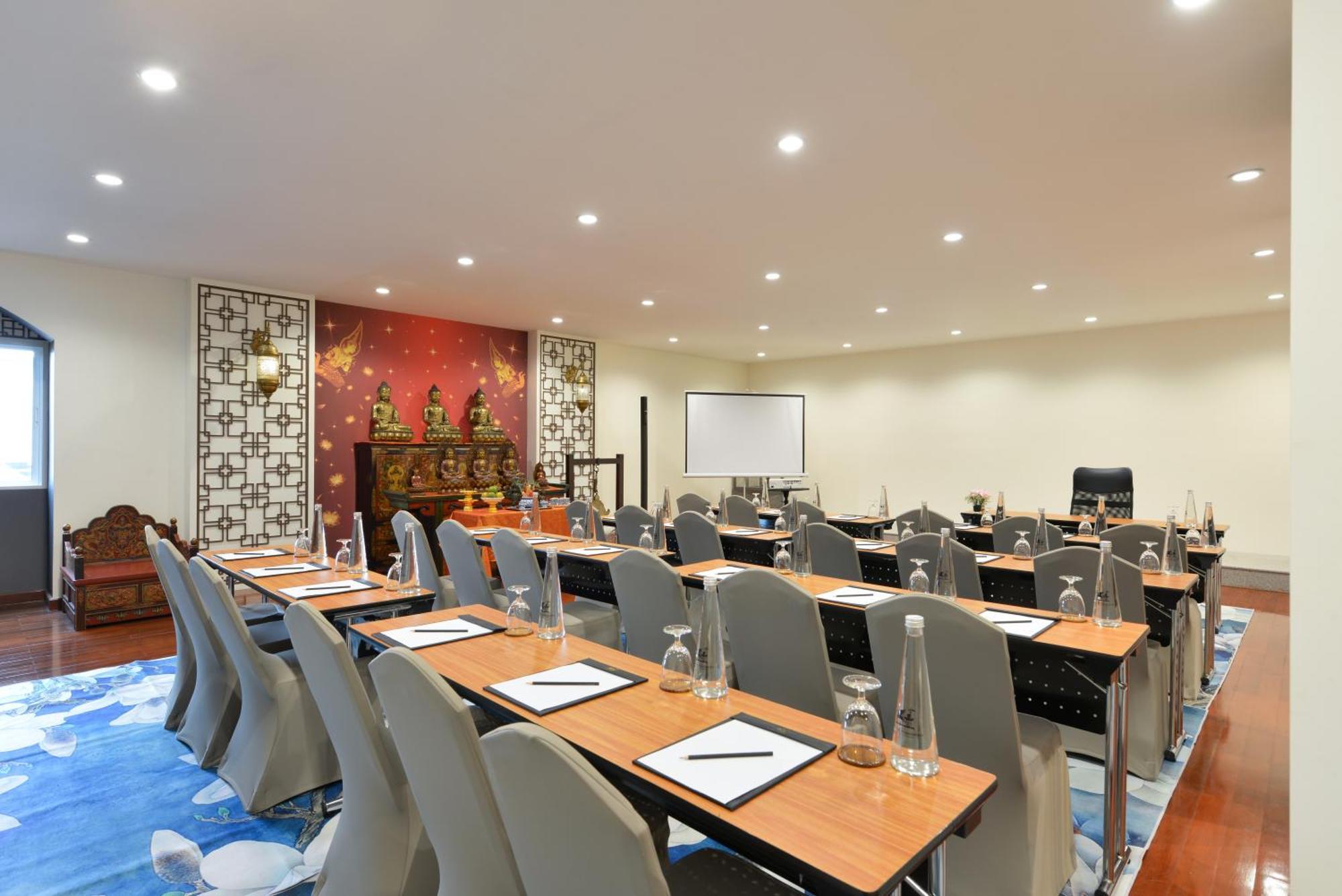 빌라 드 프라나콘 - 를레 앤 샤토 방콕 외부 사진 Meeting room at the hotel